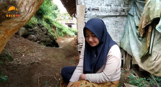 Pesona Gadis Desa Cantik Alami & Lugu, Sopan Santun Tata Kramanya Jadi Sorotan