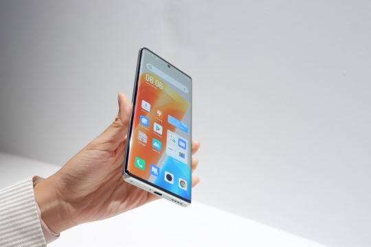 Penampakan Infinix ZERO Ultra dan ZERO 20 Terbaru Meluncur di Tanah Air