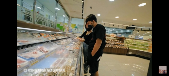 Thariq Halilintar Belanja di Supermarket Tanpa Lihat Harga, Fuji 'Enak Ya Sultan'