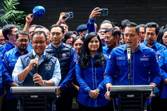 Keakraban Anies Baswedan Temui AHY di Markas Demokrat