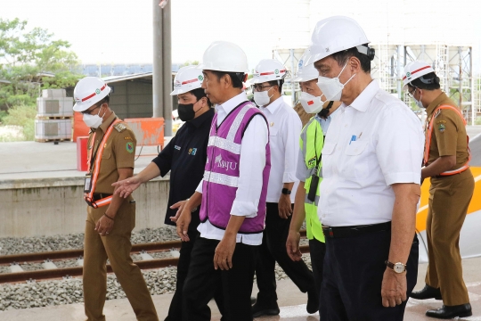 Presiden Jokowi Tinjau Proyek Kereta Cepat Jakarta-Bandung