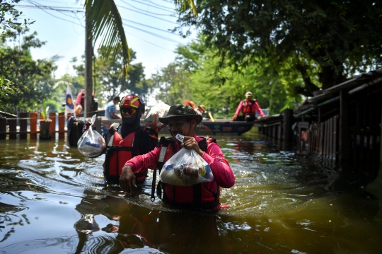 Banjir Rendam Kota Kuno di Thailand