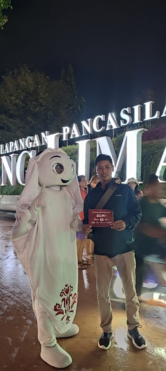 Antusiasme Warga Semarang Sambut Kunjungan La'eeb si Maskot Piala Dunia 2022