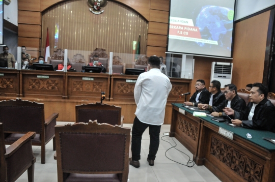 Ekspresi Kuat Maruf Jalani Sidang Perdana Kasus Pembunuhan Brigadir J