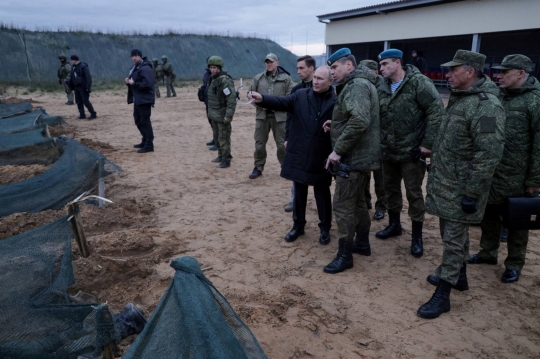 Kunjungan Pertama Putin ke Pusat Latihan Tentara Cadangan di Ryazan