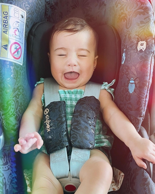 Cute! Deretan Foto Terbaru Millicent Mae Anak Derby Romero Kini Menginjak 9 Bulan