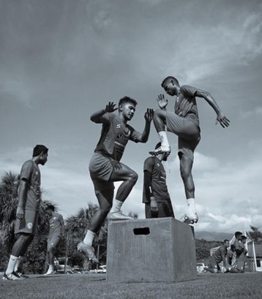 Momen Latihan Perdana Arema FC Usai Tragedi Kanjuruhan, Didampingi Psikolog