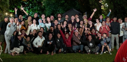 5 Potret Perpisahan Para Pemain Love Story The Series, Penuh Kenangan