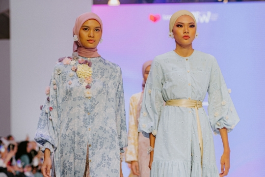 Fashion of the Next Normal Lazada Hari Kedua, 4 Brand Usung Aneka OOTD Pasca-pandemi