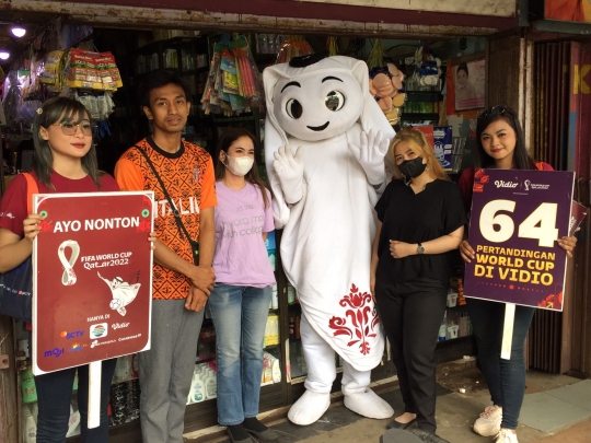 La'eeb si Maskot Piala Dunia 2022 Sambangi Pasar Sentra Antasari Banjarmasin