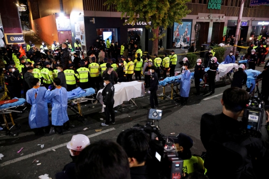 Suasana Mencekam Usai Tragedi Halloween yang Tewaskan 149 Orang di Itaewon Korsel