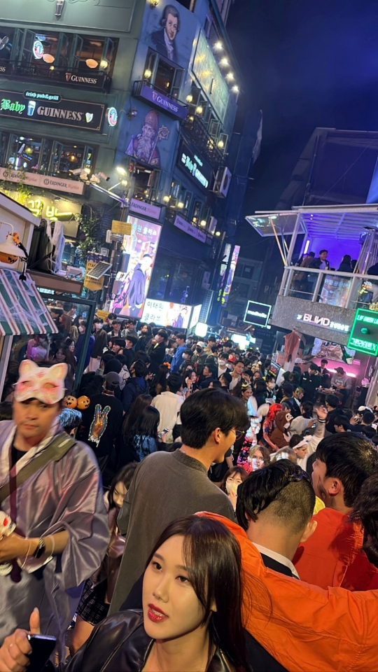 Kepadatan Festival Halloween di Korea Selatan Sebelum Tragedi Maut