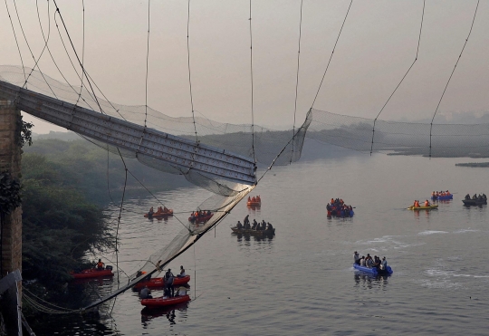 Begini Kondisi Jembatan Putus di India yang Tewaskan Ratusan Orang