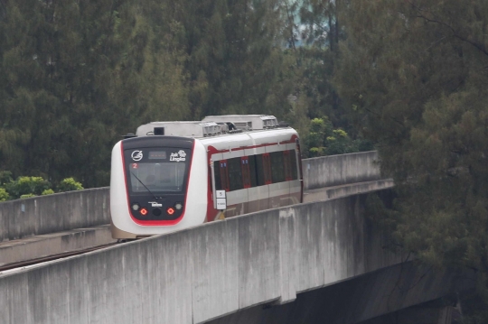 Pj Gubernur DKI Jakarta Tak Lanjutkan LRT Fase 2 Tahun Depan