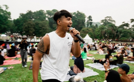 5 Potret Kece Yusuf Ubay Vokalis Nidji, Gayanya Curi Perhatian