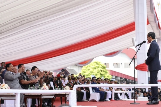 Prabowo dengan Jokowi Makin Lengket, Terekam Momen saat Berbincang Serius