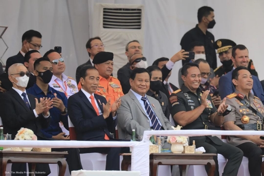 Prabowo dengan Jokowi Makin Lengket, Terekam Momen saat Berbincang Serius