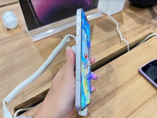 Telkomsel Gaet Erajaya Hadirkan iPhone 14 Series di GraPARI