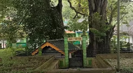 Makam Ki Ageng Buwana Keling, Mantu Raja Majapahit Jasad Dipisah 3 karena Rawarontek