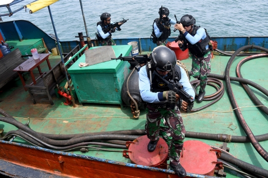 Aksi Kopaska TNI AL Latihan VBSS Jelang KTT G20 di Bali