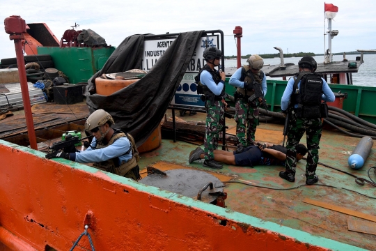 Aksi Kopaska TNI AL Latihan VBSS Jelang KTT G20 di Bali