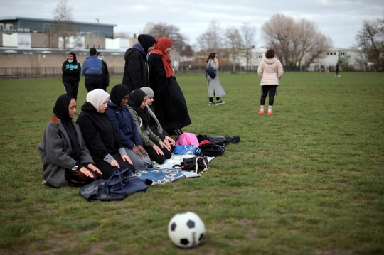 Ketika Sepak Bola Menyatukan Perempuan Muslim di London