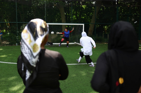 Ketika Sepak Bola Menyatukan Perempuan Muslim di London