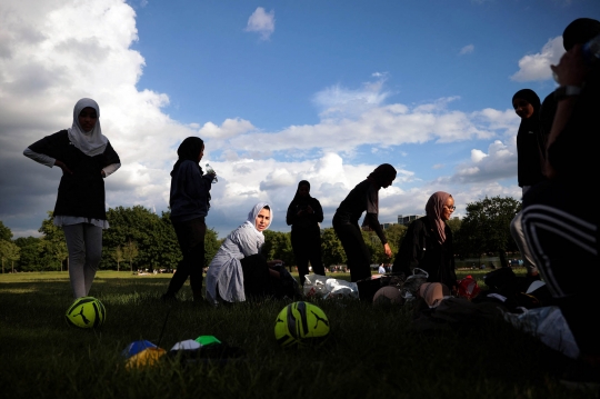 Ketika Sepak Bola Menyatukan Perempuan Muslim di London