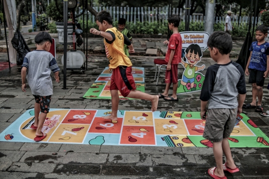 Keseruan Festival Permainan Tradisional di Kota Tua