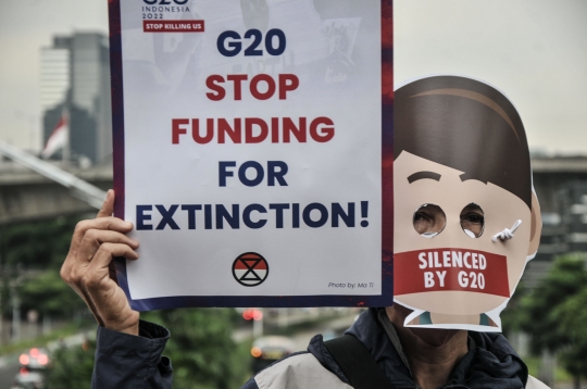 Aksi Aktivis Mengecam G20