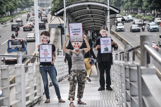 Aksi Aktivis Mengecam G20
