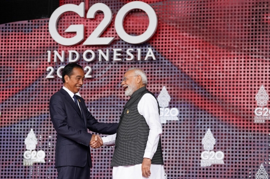 Presiden Jokowi Terima Kedatangan Pemimpin Berbagai Negara di KTT G20