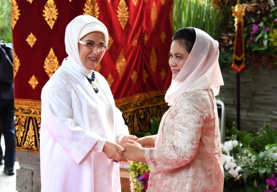 Pesona Para Ibu Negara Kumpul di Bali