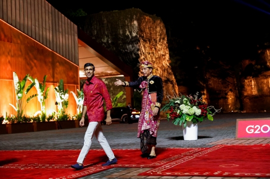 Saat Pemimpin Negara Berpakaian Batik di Gala Dinner G20