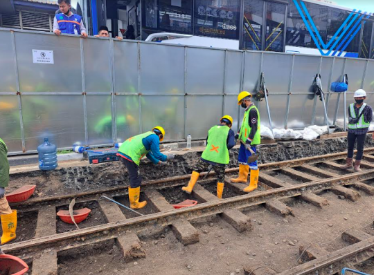 Potret Jalur Trem era Belanda Ditemukan Terkubur di Tengah Kota Jakarta