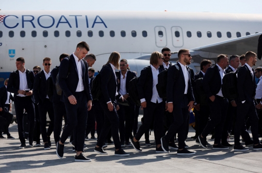 Tiba di Qatar, Luka Modric dan Timnas Kroasia Modis dengan Setelan Jas