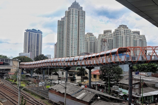 Wajah Skywalk Penghubung Stasiun Kebayoran dan Halte TransJakarta