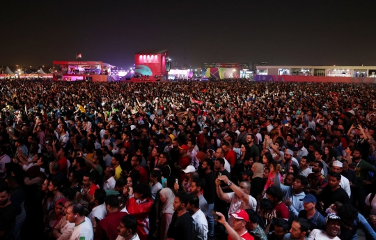 Antusiasme Suporter dari Penjuru Dunia Meriahkan Pembukaan FIFA Fan Festival di Qatar