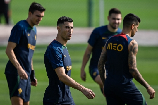 Gaya Cristiano Ronaldo Latihan dengan Timnas Portugal