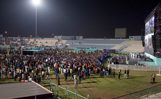 Antusiasme Pekerja Migran di Qatar Nobar Piala Dunia 'Hasil Keringatnya'