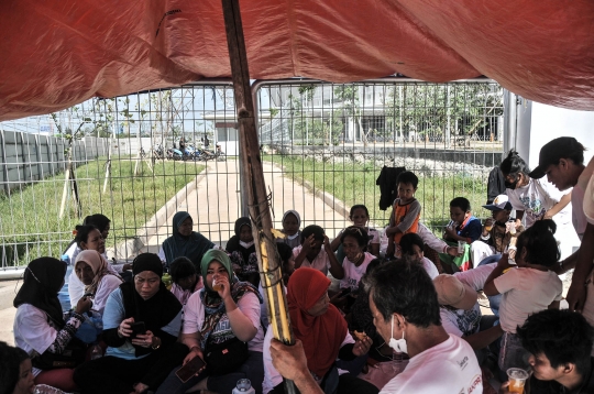 Puluhan Warga Kampung Susun Bayam Bertahan di Tenda Tuntut Segera Menghuni