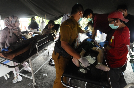 Perjuangan Petugas Medis Selamatkan Nyawa Anak Korban Gempa Cianjur