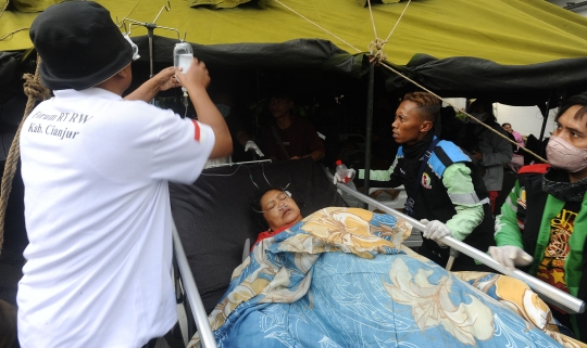 Gempa Cianjur, Puluhan Tewas dan 700 Orang Terluka