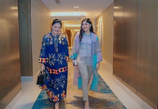Potret Kahiyang Ayu & Erina Gudono dalam Balutan Busana Biyan, Cantik Disebut Mirip