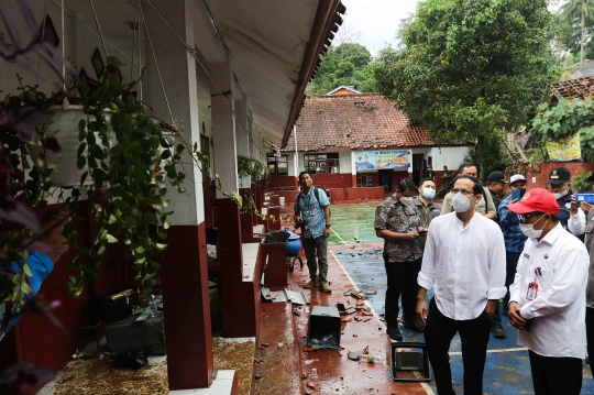 Mendikbudristek Tinjau Sekolah Rusak Akibat Gempa Cianjur