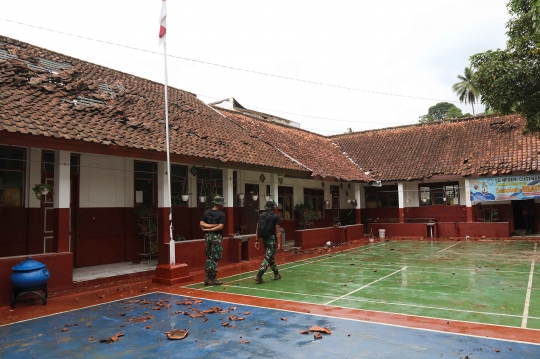 Mendikbudristek Tinjau Sekolah Rusak Akibat Gempa Cianjur