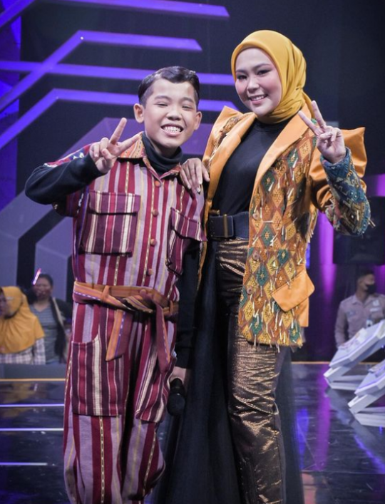 Aksi Duet Hasby  dan Selfi LIDA di Panggung D'Academy 5 Tuai Pujian