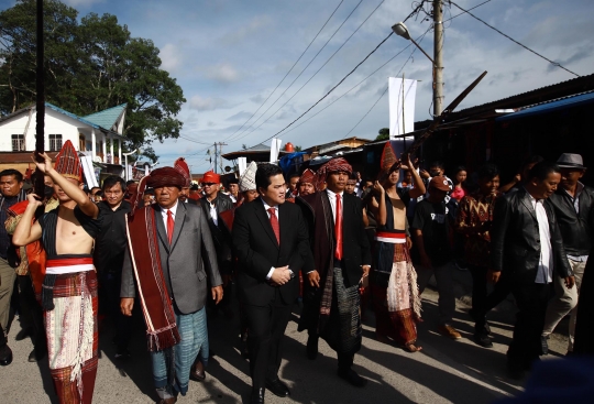 Melihat Upacara Adat Peresmian Erick Thohir Jadi Orang Batak