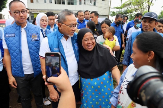 Mendag Zulhas Beri Bantuan Rp2,5 Miliar untuk Korban Gempa di Cianjur