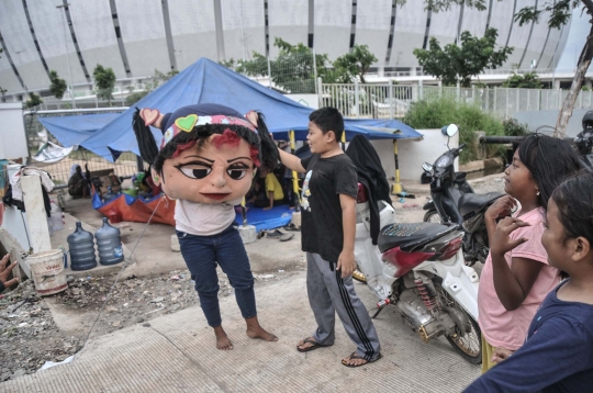 Nestapa Warga Kampung Bayam Seminggu Bertahan di Tenda Pengungsian